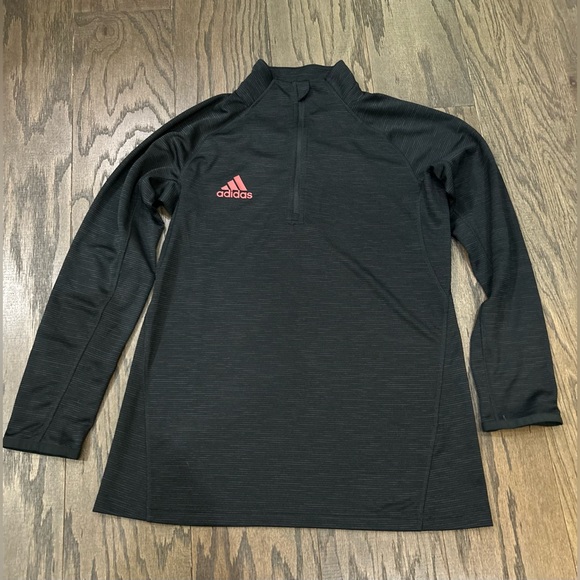 New Adidas Top - Picture 1 of 14